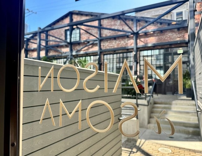 Building Photo - Maison à SOMA  |Secured Smart Access. Mode...