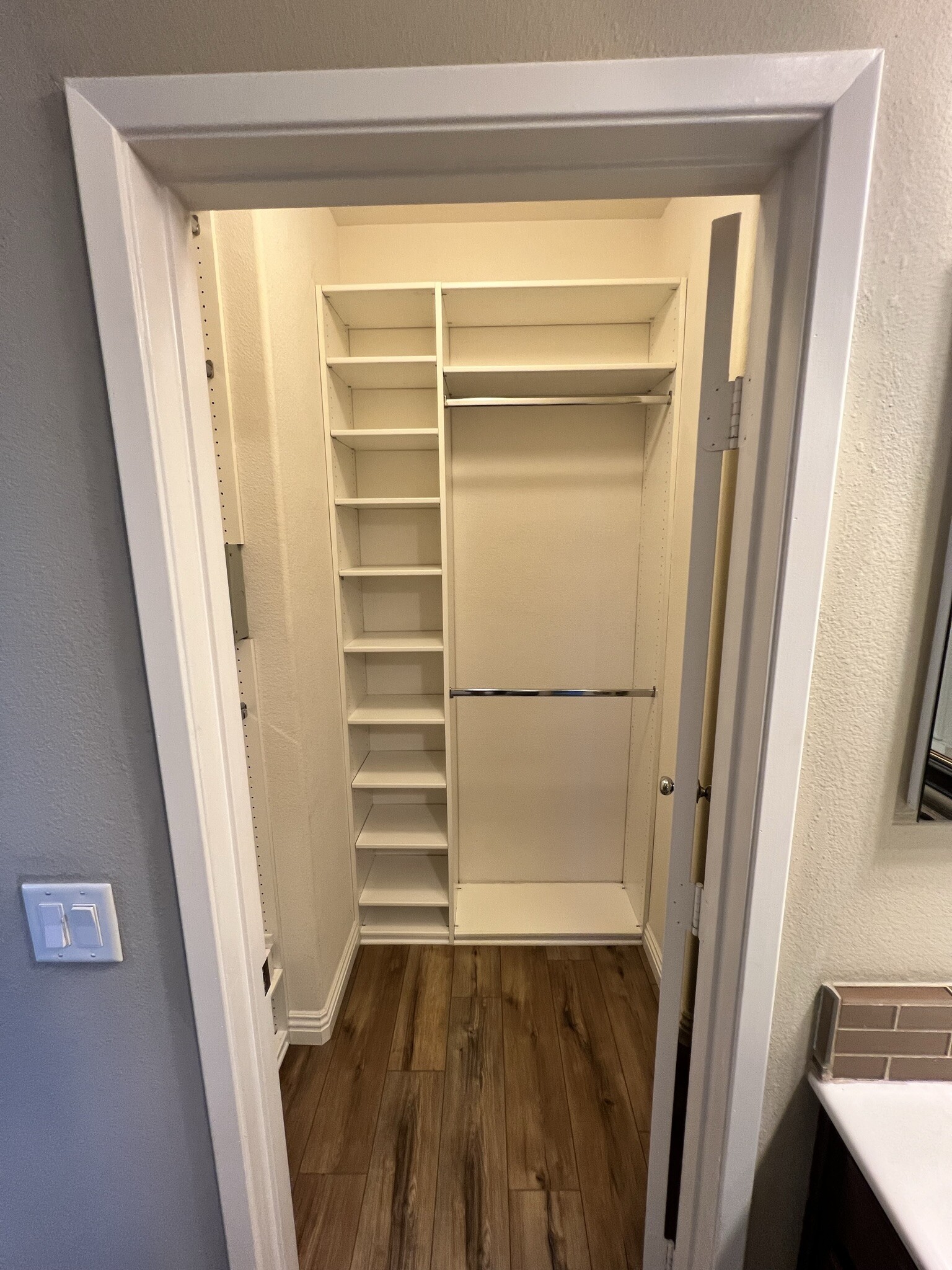 Master bedroom closet - 9931 Leavesly Trl