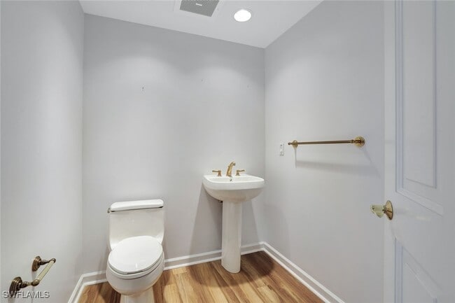 Building Photo - 1060 Borghese Ln