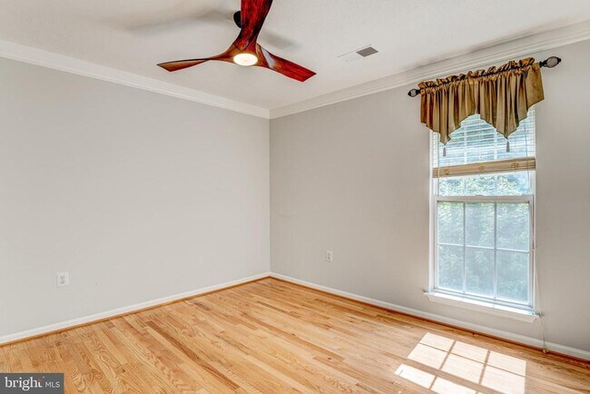 Building Photo - 7505 Castle Rock Dr