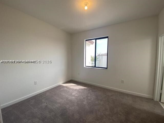 Building Photo - 575 NE 208th Terrace
