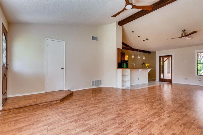 Building Photo - 4504 Velasco Pl