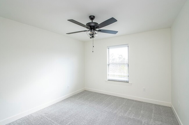 Building Photo - New Construction 4 bed 2 1/2 Bath, 2,310 s...