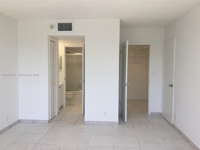 Building Photo - 500 Three Islands Boulevard