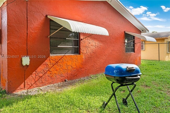 Building Photo - 2225 NW 170th St