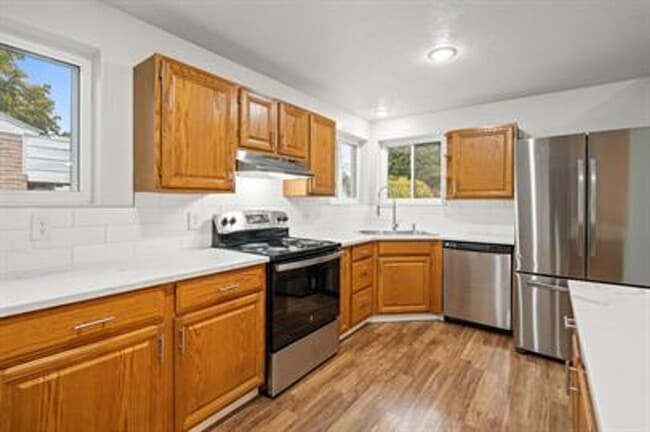 Building Photo - Beautiful Single Family Home on Spokanes N...