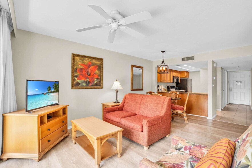 Building Photo - 600 Neapolitan Way