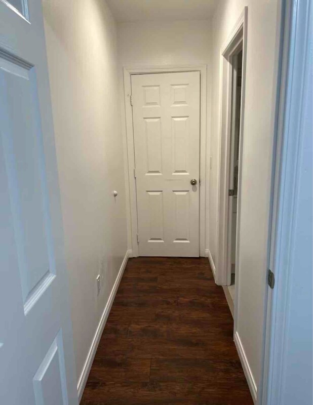 Building Photo - 15 Aravaca Dr