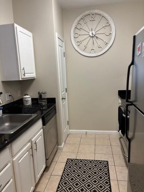 Building Photo - 1000 Providence Pl