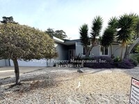 Building Photo - Beautiful 3-Bed, 2 Bath Mission Fields Home in Carmel-by-the-Sea with Modern Kitchen and Hardwood...