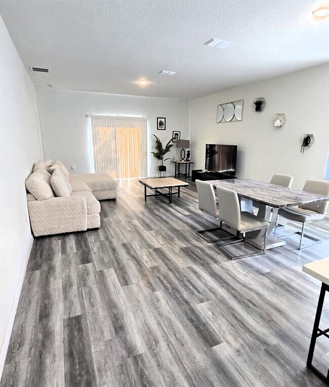 Building Photo - 1340 38th St