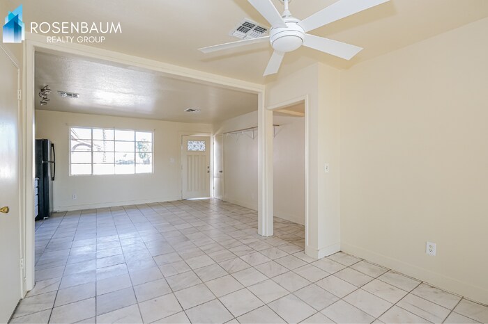 Building Photo - 2609 W McLellan Blvd