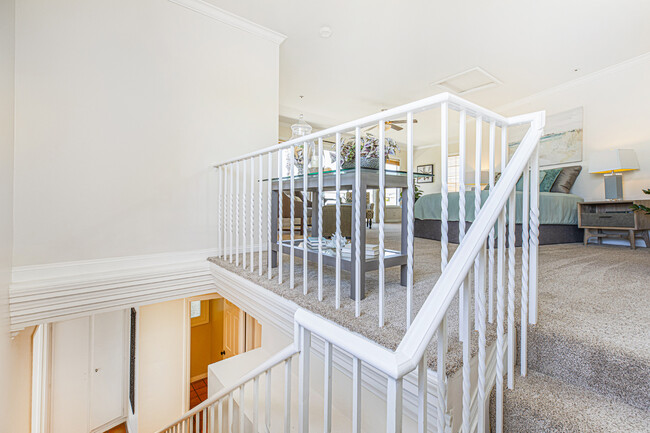 Building Photo - 416 S La Esperanza