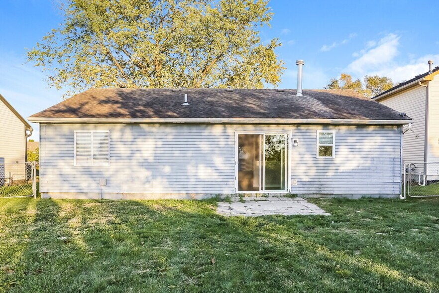 Building Photo - 3117 Falcon Bridge Dr