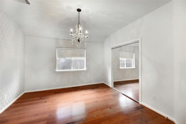 Building Photo - 3806 Azur Ln