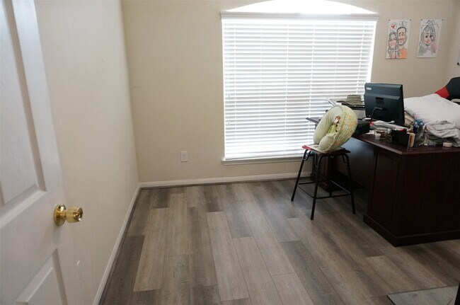 Building Photo - 2614 Whitetip Ct