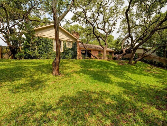 Building Photo - 6009 Mountainclimb Dr