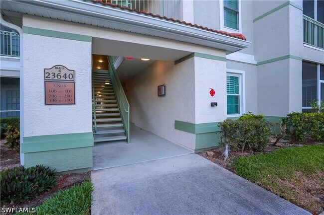 Building Photo - 23640 Walden Center Dr