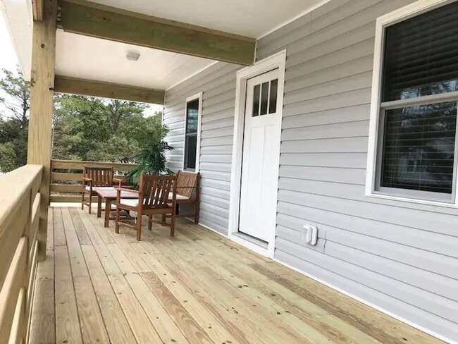 Building Photo - Fully Furnished 3 Bed/2 Bath in Kill Devil...