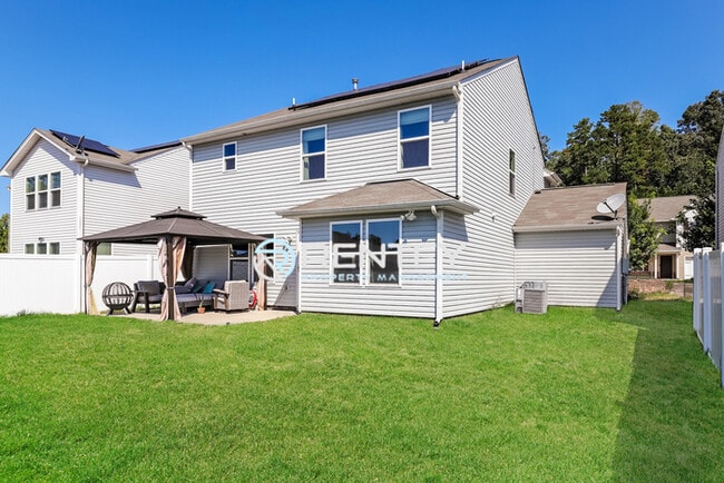 Building Photo - 370 Inlet Pl Dr