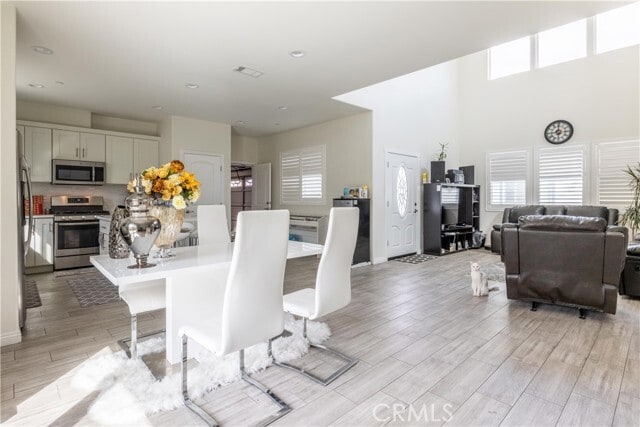 Building Photo - 12751 Hazel Ave