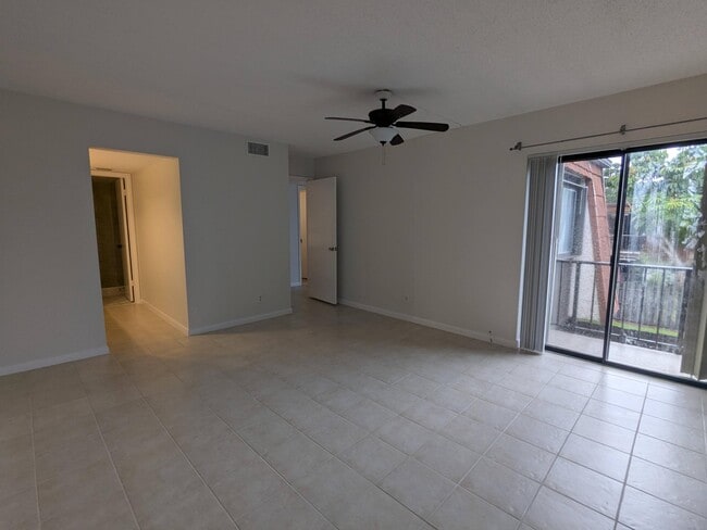 Building Photo - 2191 White Pine Cir