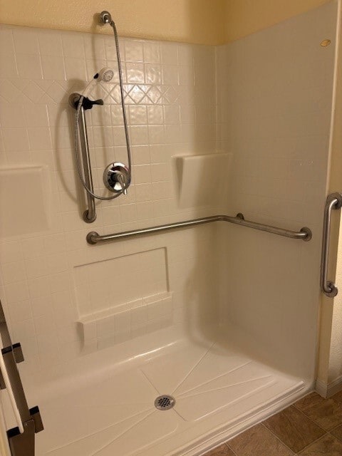 Building Photo - 619 N Vionett Ln