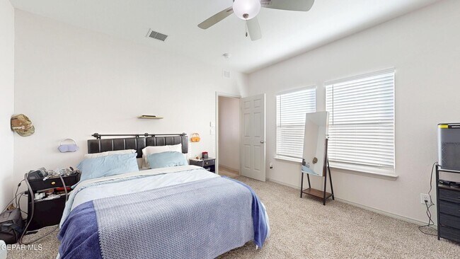 Building Photo - 1172 Indigo Sky St