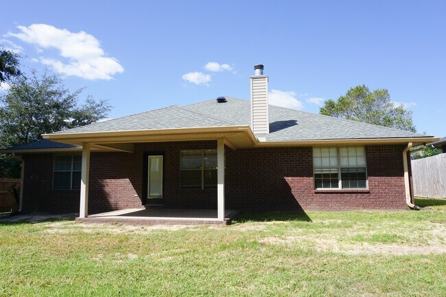 Building Photo - 141 Bronze Cir