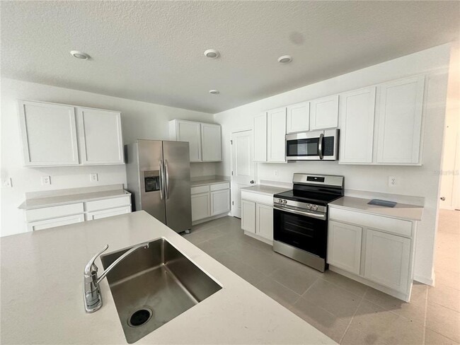 Building Photo - 4796 Golden Knight Blvd