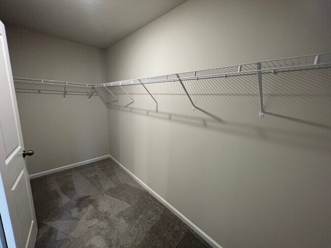 Building Photo - 1008 Minocqua Rd