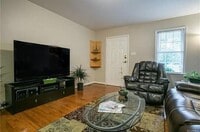 Building Photo - 1107 Sumpter St