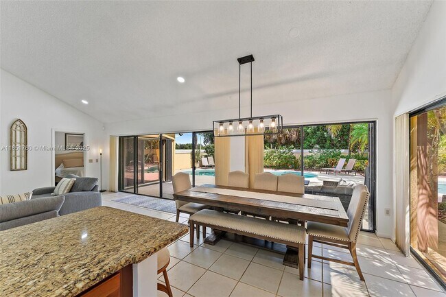 Building Photo - 101 Sand Pine Dr
