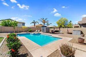 Building Photo - 11225 E Sylvan Ave