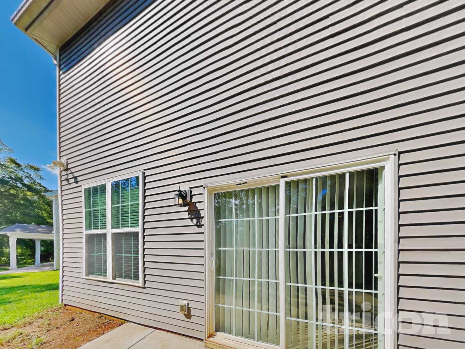 Building Photo - 127 Dunnsmore Dr