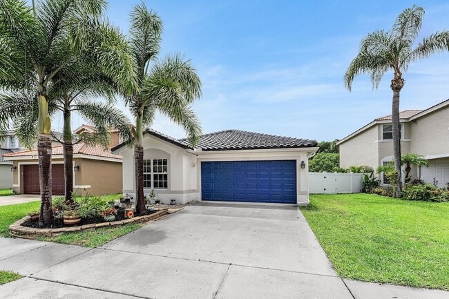 Building Photo - 7076 Middlebury Dr