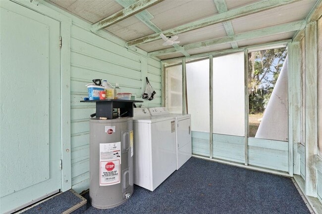 Building Photo - 8010 Riverview Dr