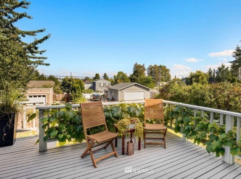 Building Photo - 919 N Lawrence St