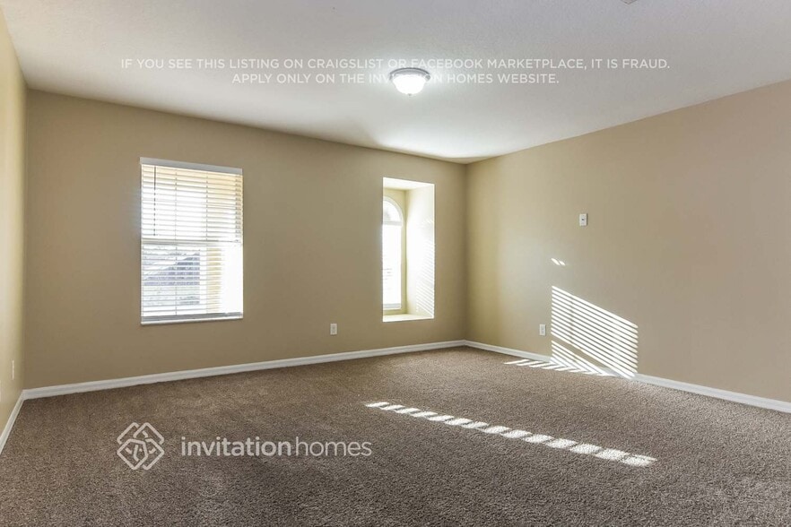 Building Photo - 5032 Gandross Ln