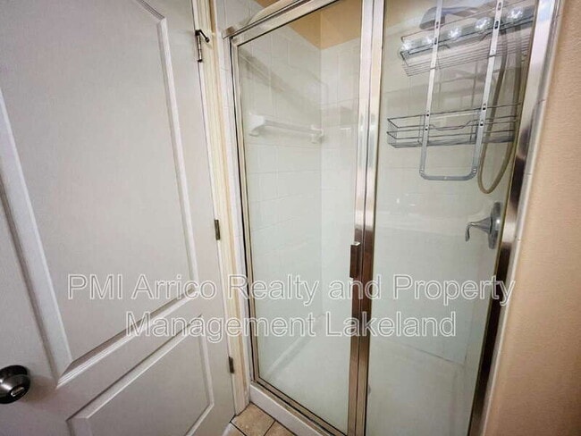 Building Photo - 4027 Winding Vine Dr