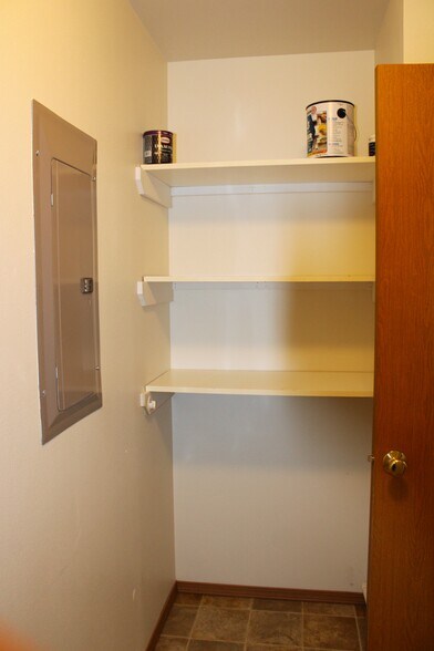 Building Photo - 48 Beacon Dr