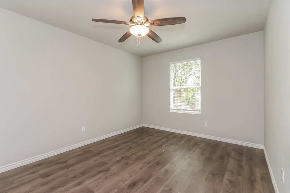 Building Photo - 3300 Chalmette Ct