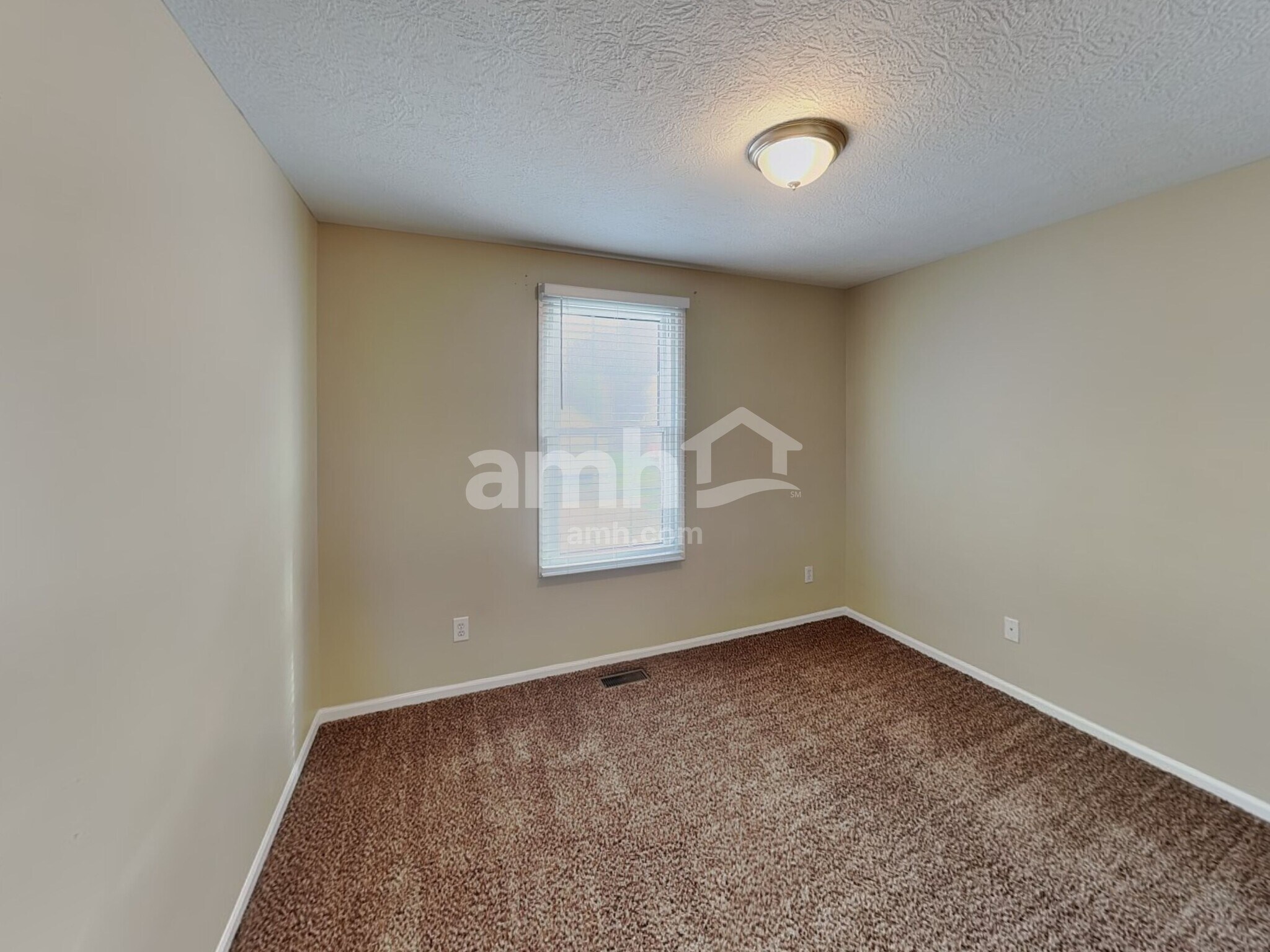 Building Photo - 279 Rockmill St