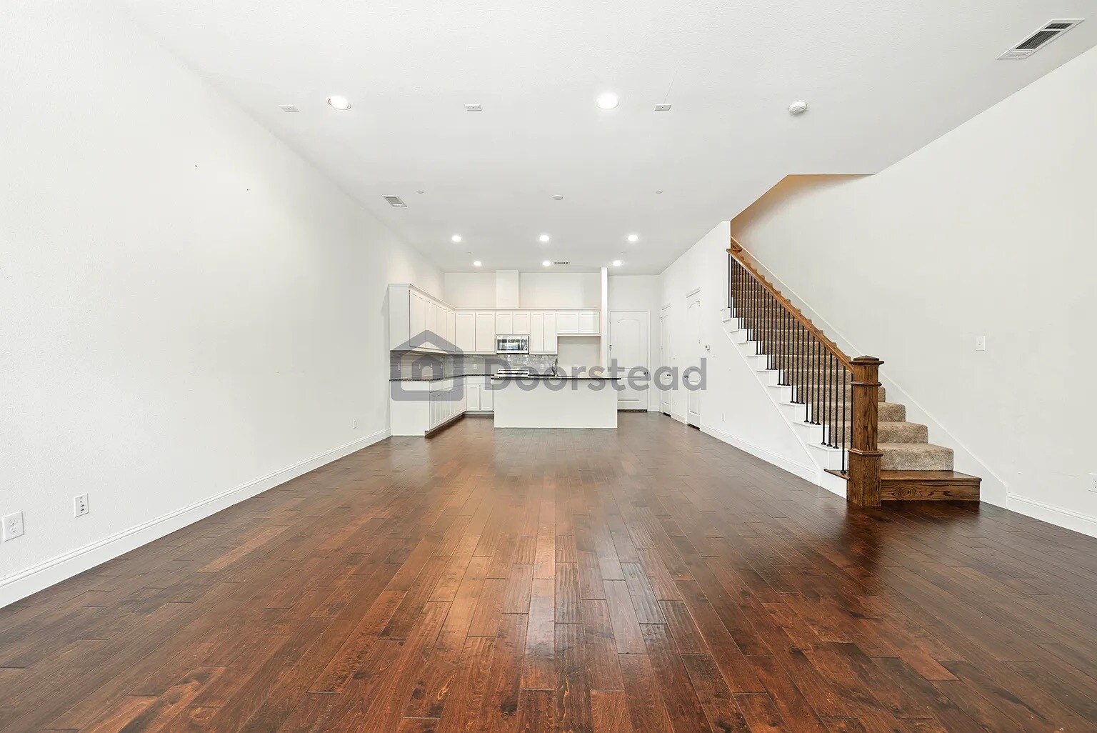 Building Photo - 2518 Plumas Dr