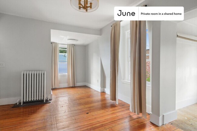 Building Photo - 12a Greylock Rd