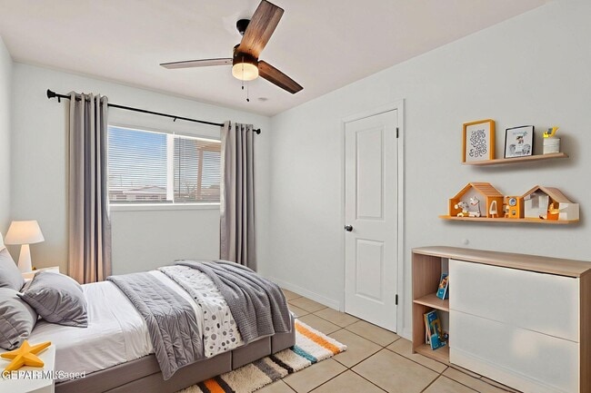 Building Photo - 5503 Salisbury Dr