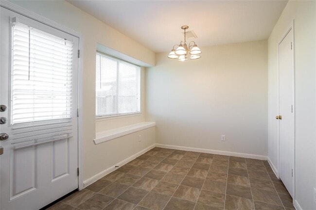 Building Photo - 12203 Scarlet River Dr