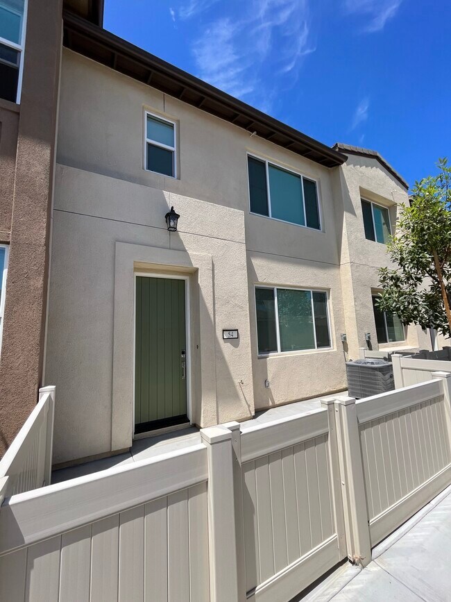 Primary Photo - 54 Harmony Dr