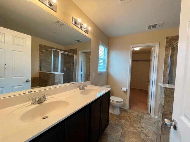 Building Photo - 602 Moonwalker Trail