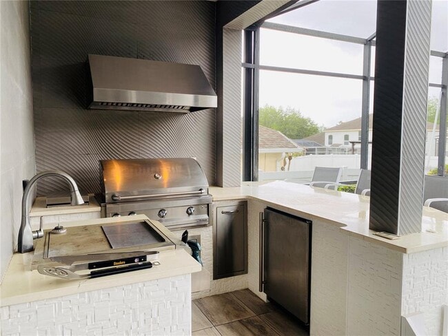 Building Photo - 1917 Pamlynne Pl